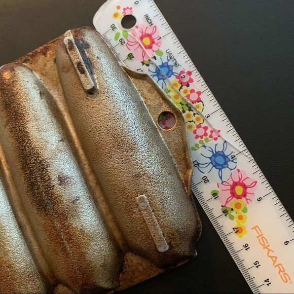 Vintage Wearever Cornbread Corn Pan - Picture 15 of 16